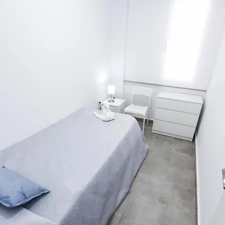 Valencia 2 Apartman *